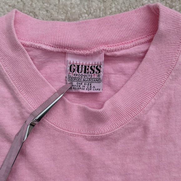 Vintage Guess pink t-shirt - Picture 6 of 8